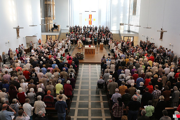 feier_10_jaehriges_jubilaeum_der_seligsprechung_ake_10_20141004_1874623617